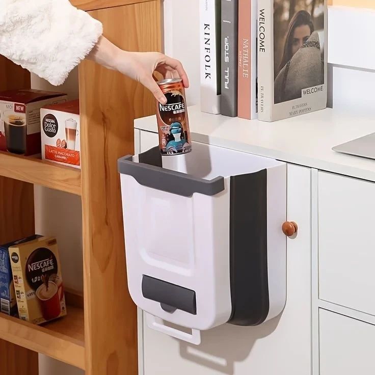 Kitchen Wall-Mounted Folding Dustbin with Garbage Bag Holder